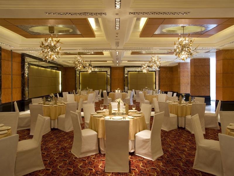Taj Club House होटल